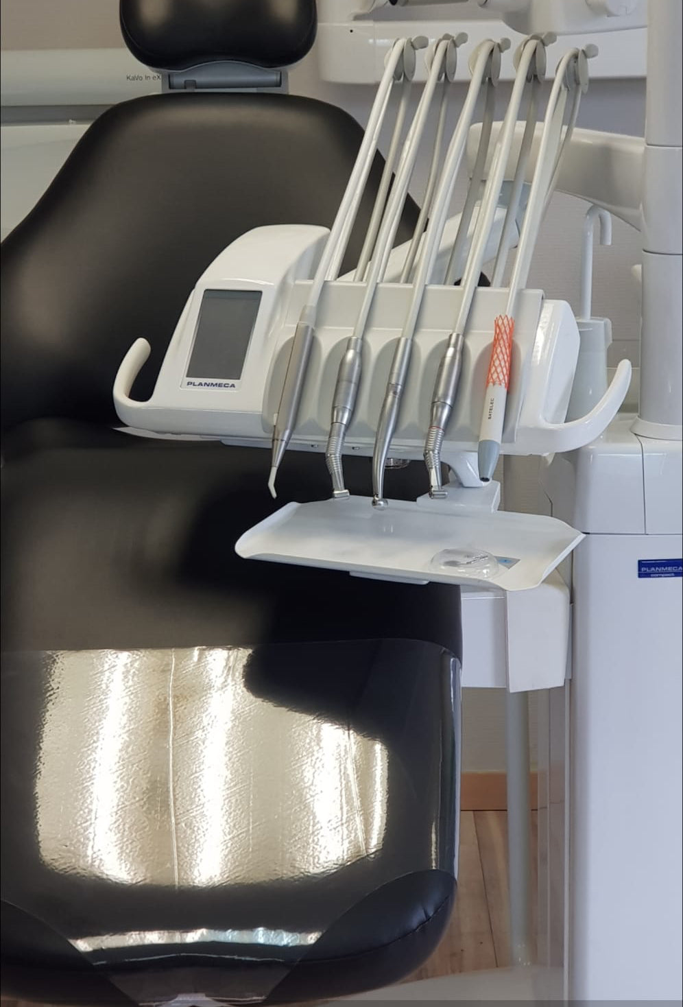 Fauteuil dentaire Planmeca Compact Touch  V2 OCCASION