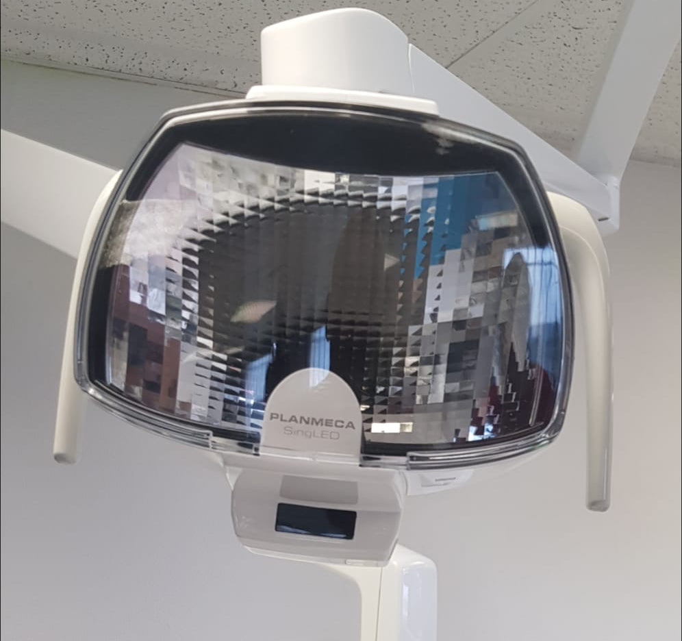 Fauteuil dentaire Planmeca Compact Touch  V2 OCCASION